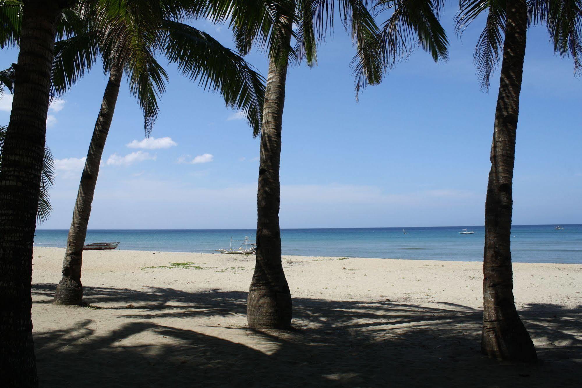 Sugar Beach House Sipalay Exterior photo